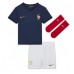 Frankrike Theo Hernandez #22 Replika babykläder Hemmaställ Barn VM 2022 Kortärmad (+ korta byxor)